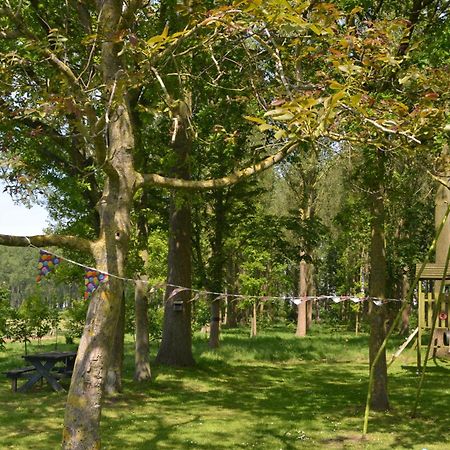 De Smokkelaar & Het Schuurtje Villa Maldegem Luaran gambar