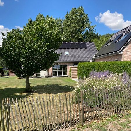 De Smokkelaar & Het Schuurtje Villa Maldegem Luaran gambar