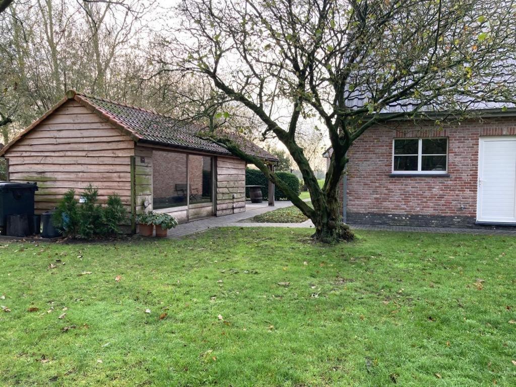 De Smokkelaar & Het Schuurtje Villa Maldegem Luaran gambar