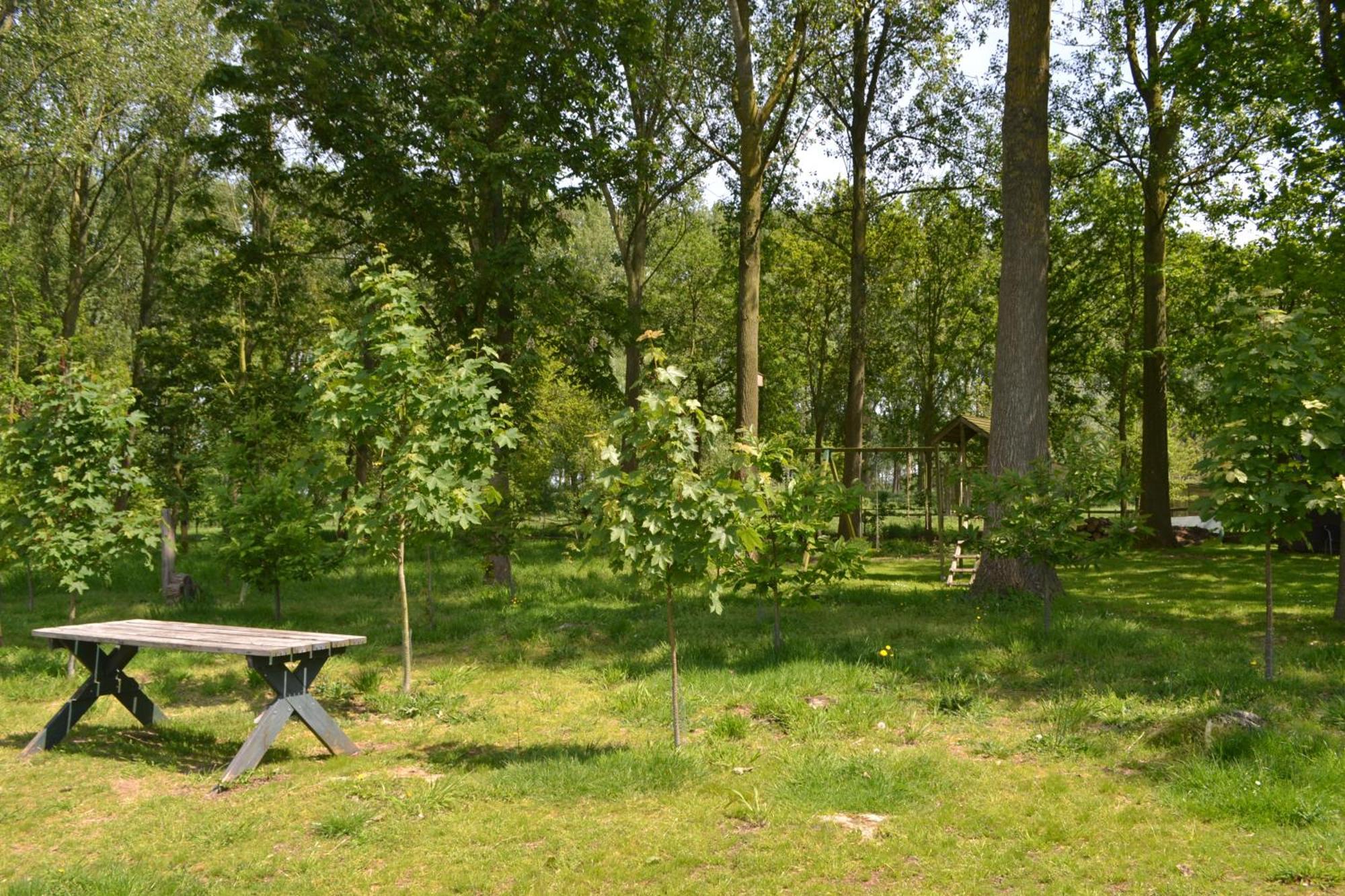 De Smokkelaar & Het Schuurtje Villa Maldegem Luaran gambar